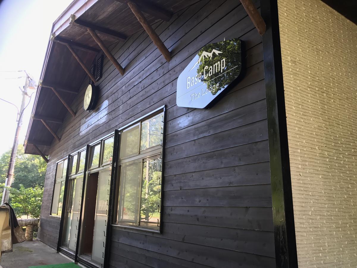 Base Camp The Lodge ميوكو المظهر الخارجي الصورة