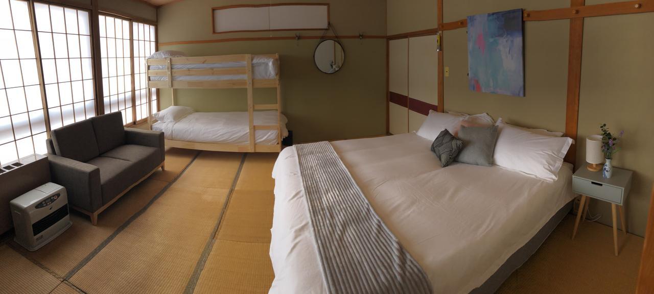 Base Camp The Lodge ميوكو المظهر الخارجي الصورة