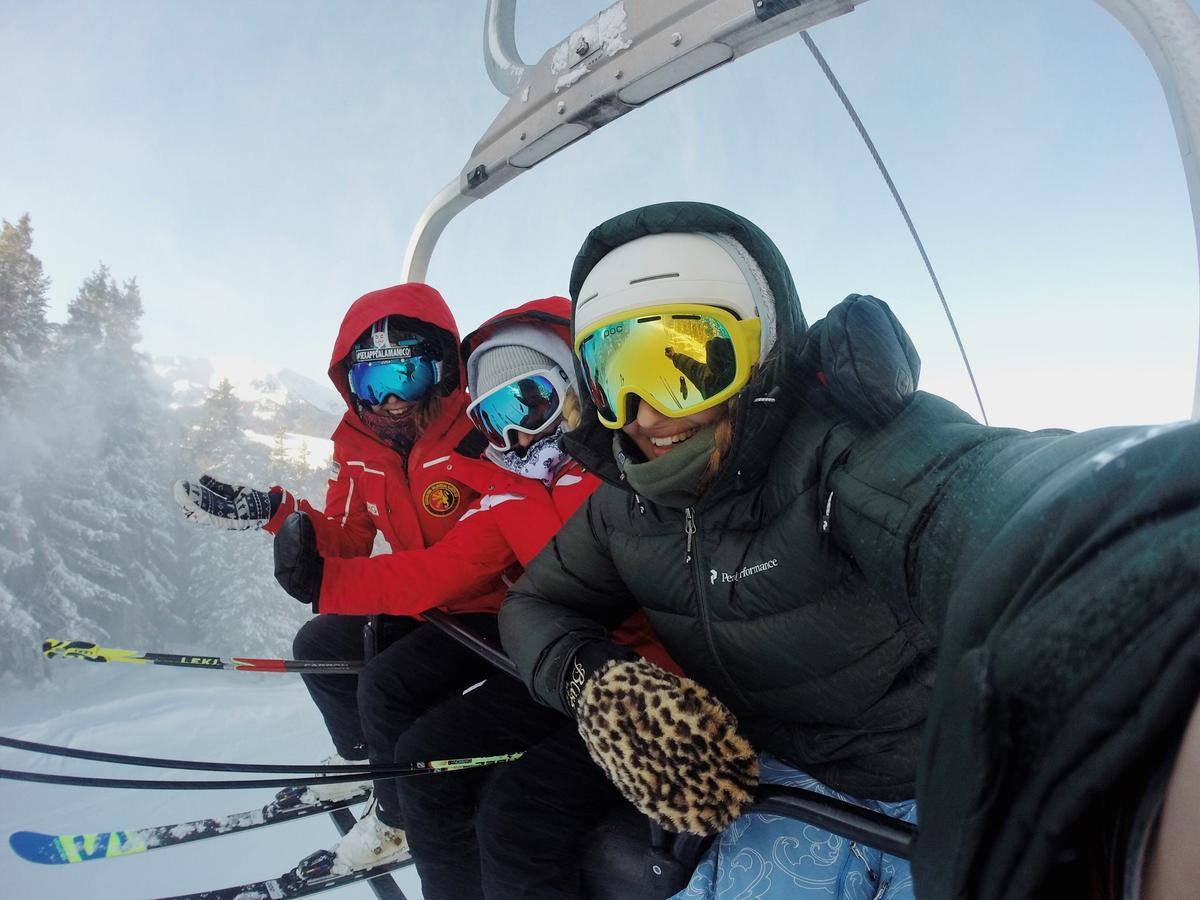 Base Camp The Lodge ميوكو المظهر الخارجي الصورة