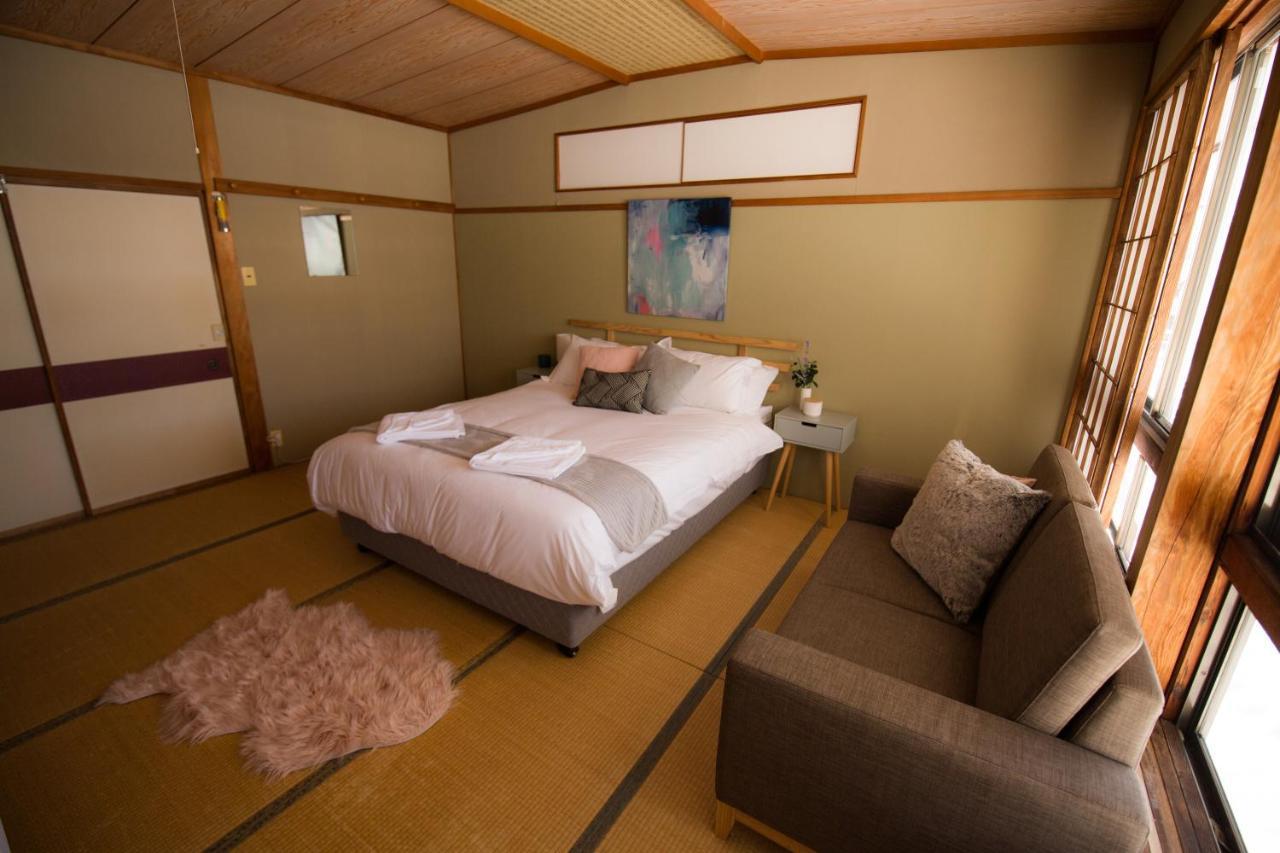 Base Camp The Lodge ميوكو المظهر الخارجي الصورة